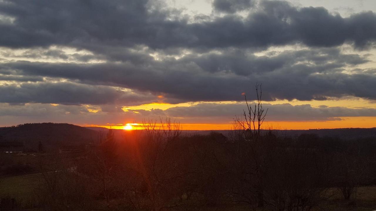 Saint-Julien-de-Lampon Au Soleil Couchant المظهر الخارجي الصورة